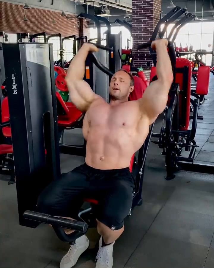 Что бы лента не застаивалась, в целом мы собрали отзывы и всем понравился состав нашего будущего предтрена).Через 25 дней он будет у нас, так что наваливайте предзаказы ,они будут по вкусной цене, а так же ос