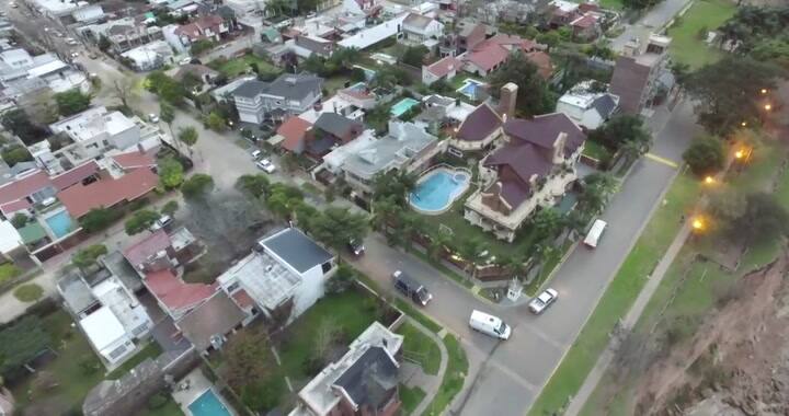 Imágenes de drone de la casa del sindicalista detenido