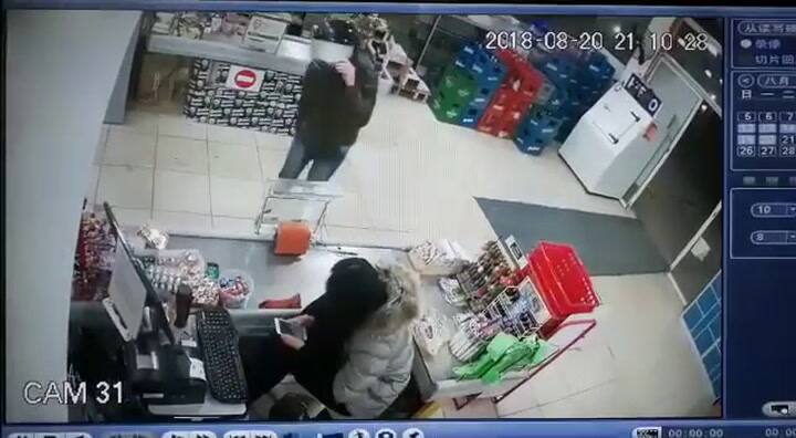 Mafia China en Derqui, Pilar - Fuente: YouTube