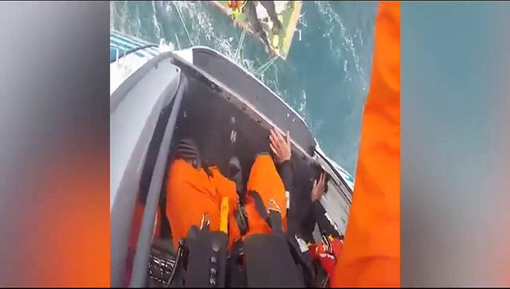 Prefectura realizó un rescate en alta mar