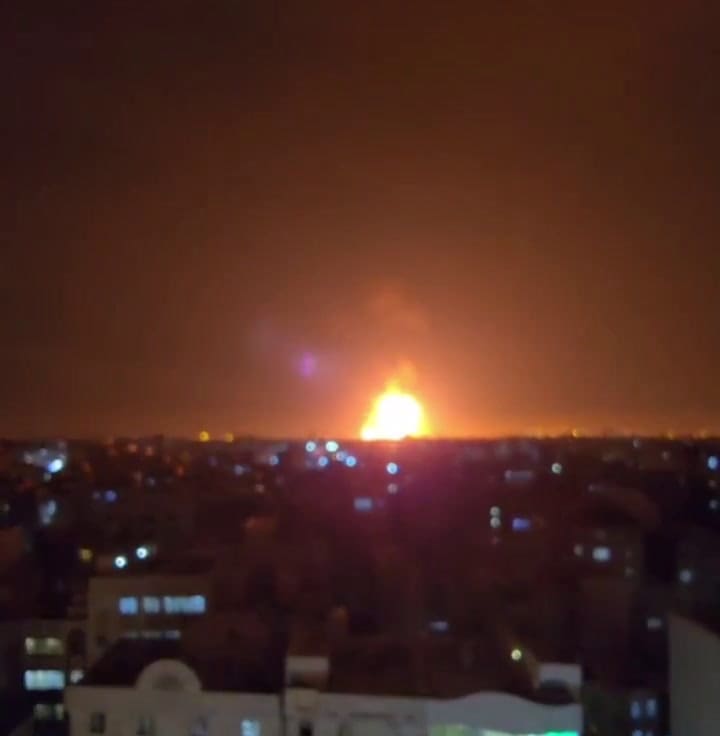 Así fue el ataque de Israel a Irán a una refinería de petroleo