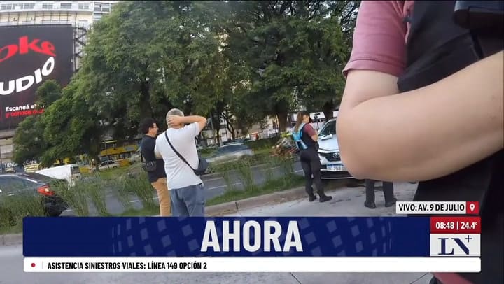 Accidente en la avenida 9 de Julio: un conductor sufrió un paro cardíaco mientras manejaba