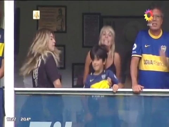Benjamín Agüero, en la cancha de Boca