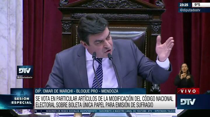 La oposición derrotó al oficialismo y avanzó con la reforma electoral en Diputados