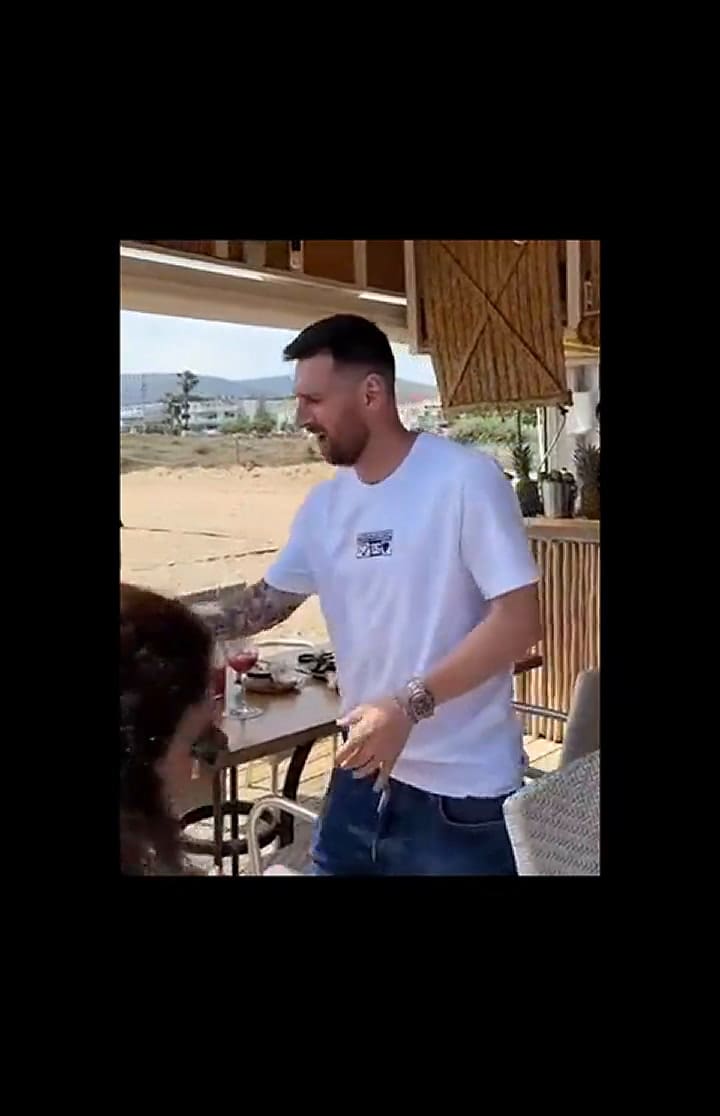 La inesperada reacción de Lionel Messi con un fan en Barcelona