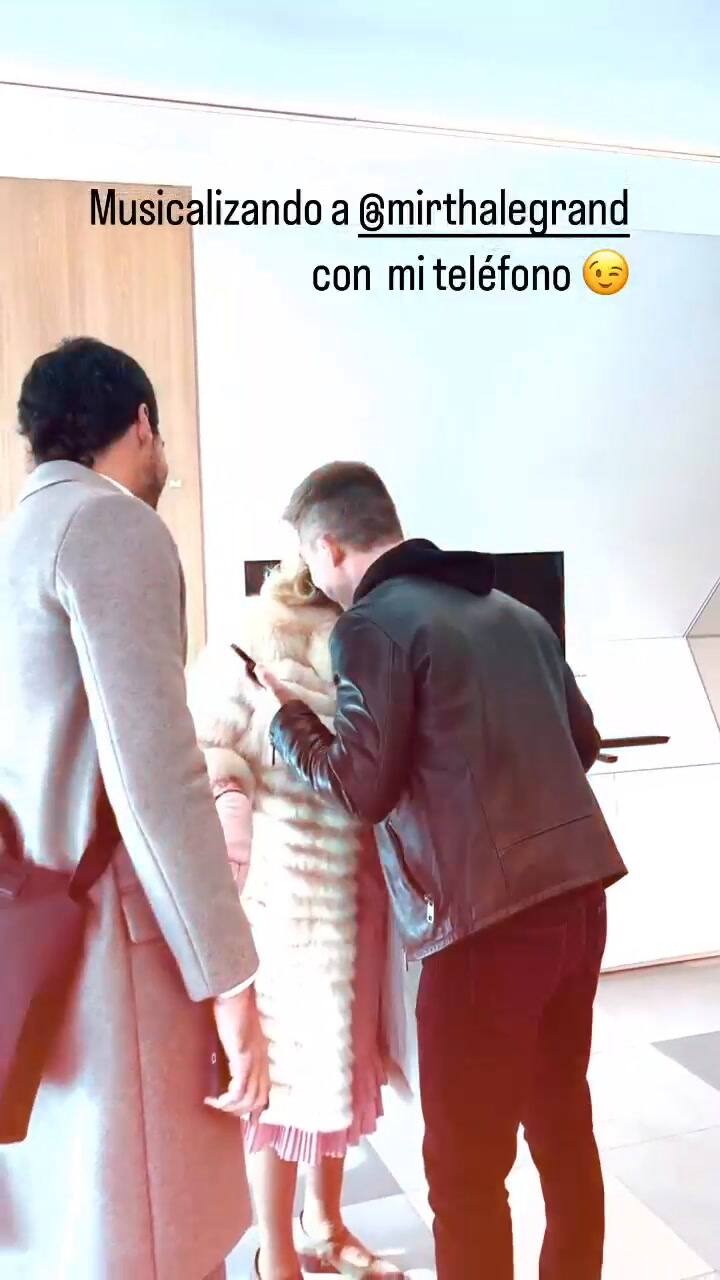 La bienvenida de Adrián Suar a Mirtha Legrand antes de la firma del contrato