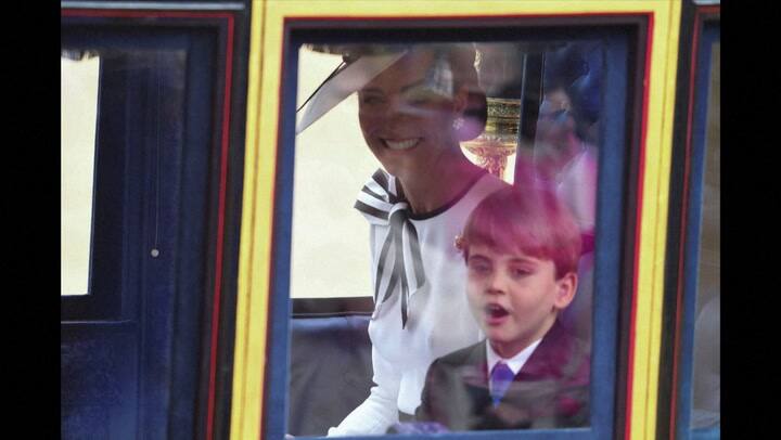 Así llegaban Kate y sus hijos