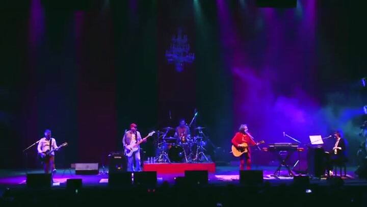 Los Tipitos - Silencio Ft Fito Paez - Fuente: YouTube