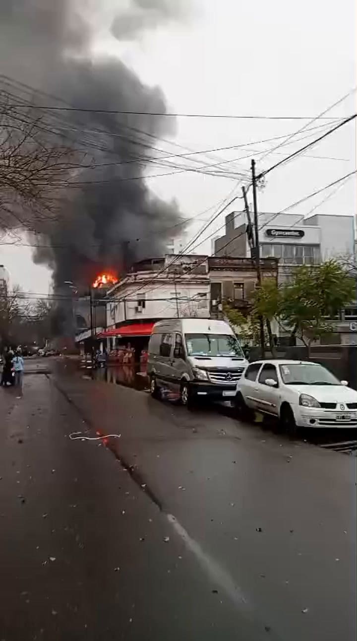 Las imágenes del incendio en la Plata. Fuente: María José Lucesole