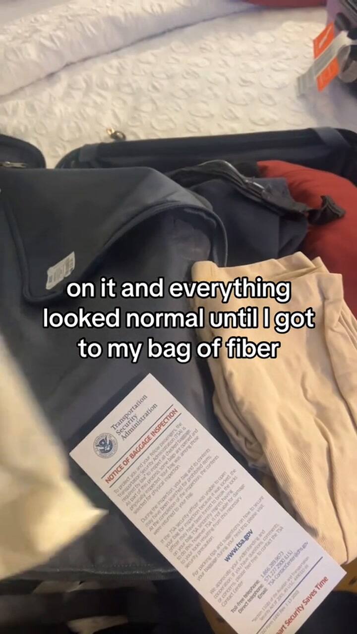 Una pasajera de un aeropuerto de Texas recibió una inesperada nota de inspección dentro de su valija