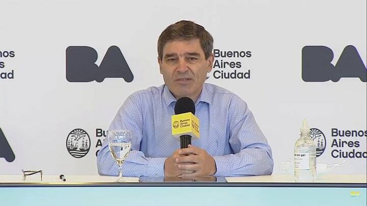 La advertencia de Fernán Quirós sobre el posible impacto de la nueva cepa que crece en Europa