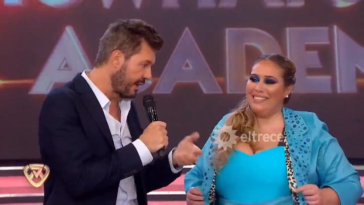 Marcelo Tinelli camufló a la abuela de Mar Tarrés en la pista y le dio una linda sorpresa