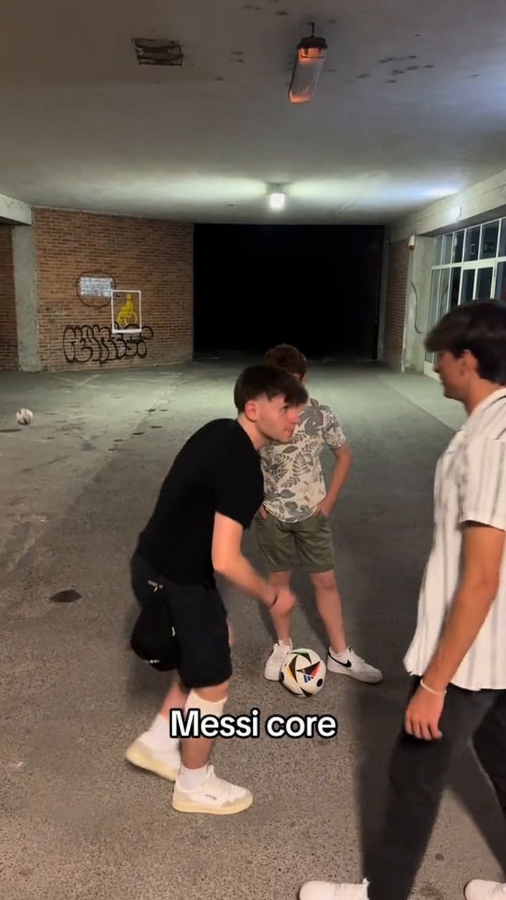 El joven que se hizo viral por imitar videos divertidos de Messi