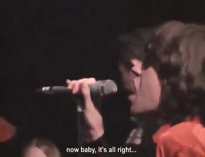 La escena en el Festival de Altamont que desata el descontrol - Fuente: YouTube