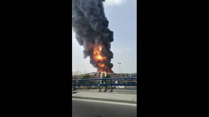 Más videos capturados por automovilistas que estaban cerca de la zona del incendio - Fuente: Twitter