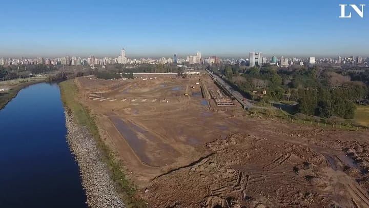 La construcción del nuevo Tiro Federal vista desde el drone de LA NACION