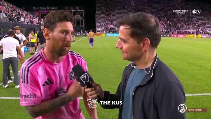 La reacción de Messi cuando le preguntaron sobre su futuro