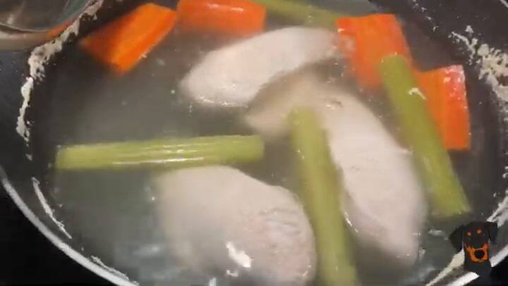 Cómo preparar el caldo para perros