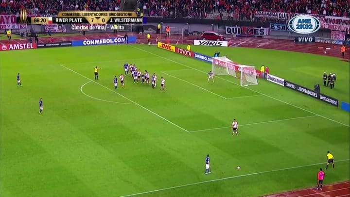 Enzo Pérez, de arco a arco