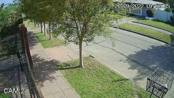 En segundos, los delincuentes huyeron con dinero y otros objetos de valor