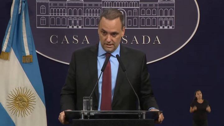 Conferencia de Manuel Adorni- 02 de febrero