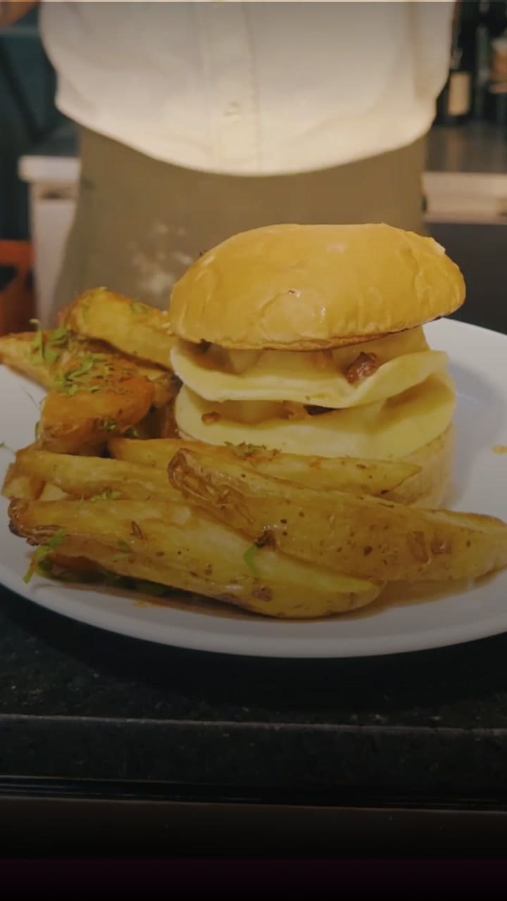 La hamburguesa de sorrentinos que se volvió viral