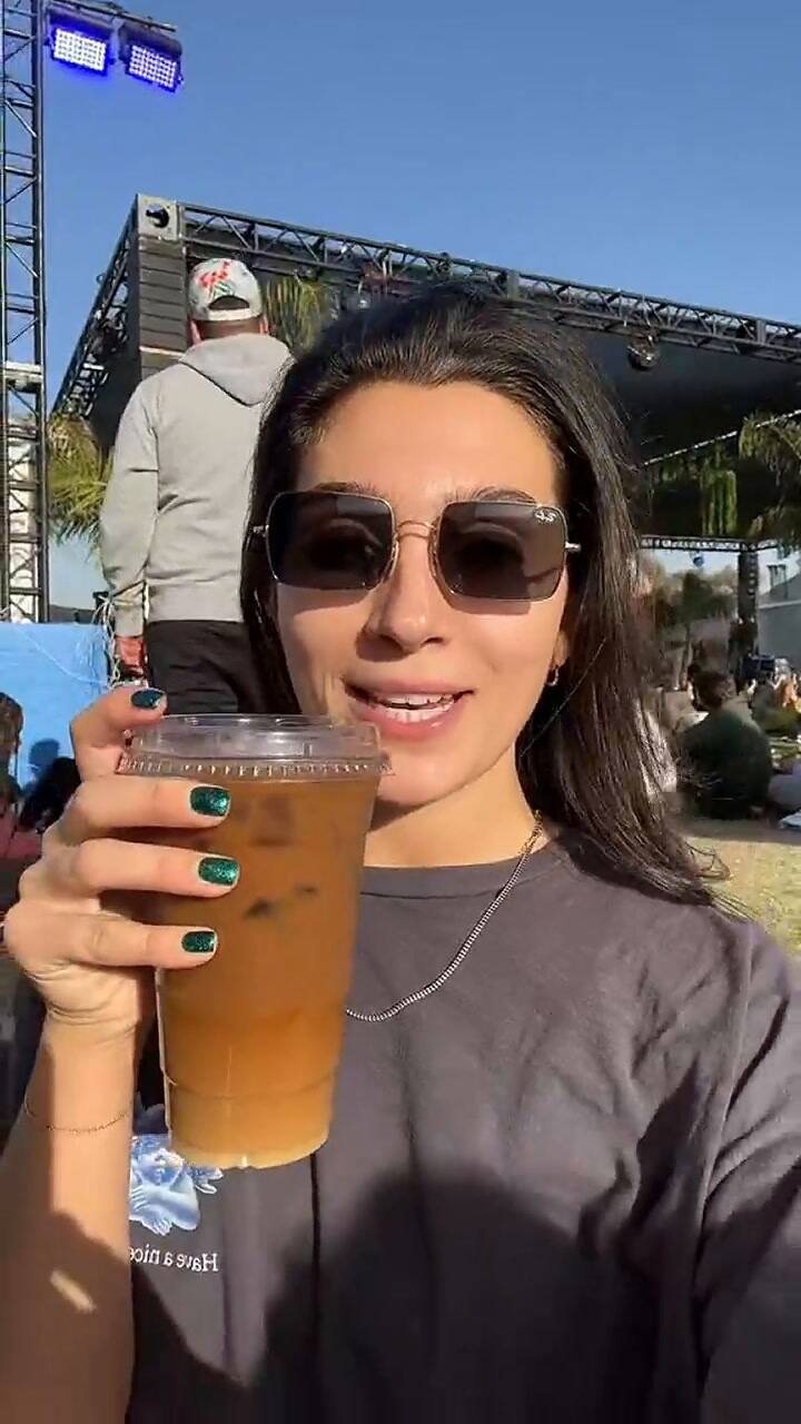 Una joven contó cuánto pagó por unos burritos en Coachella