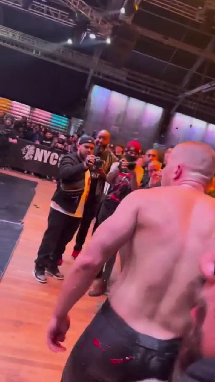 Charly Manson ganó la pelea contra Andrade