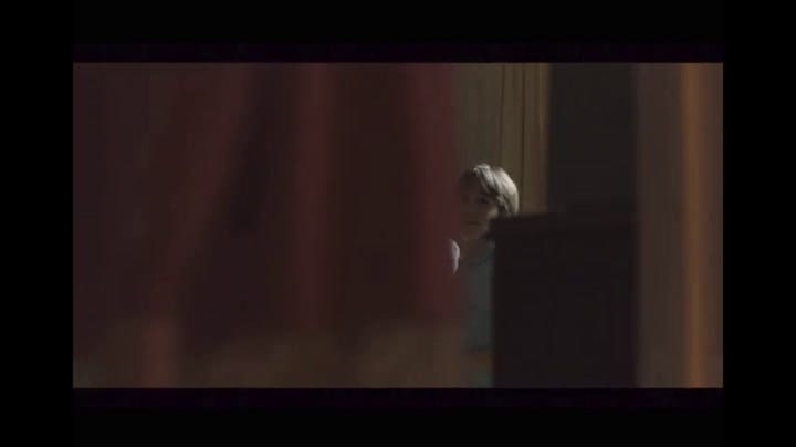 Luis Miguel, la serie: Luisito Rey separa a Luis Miguel de su madre y sus hermanos – Fuente: Netflix