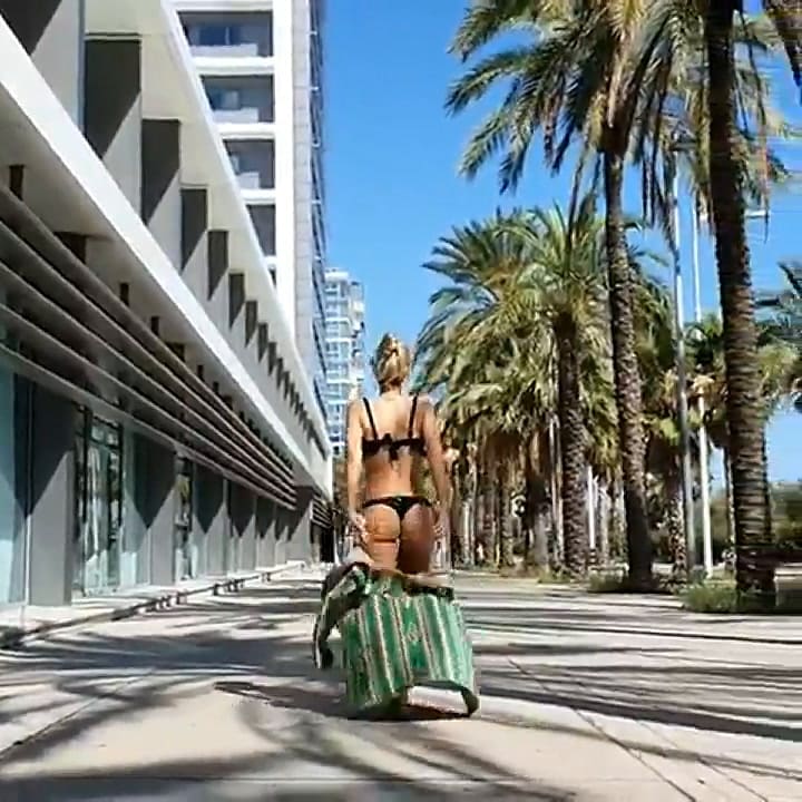 El tiro alto me sienta muy bien escribio la China Suarez en su Instagram