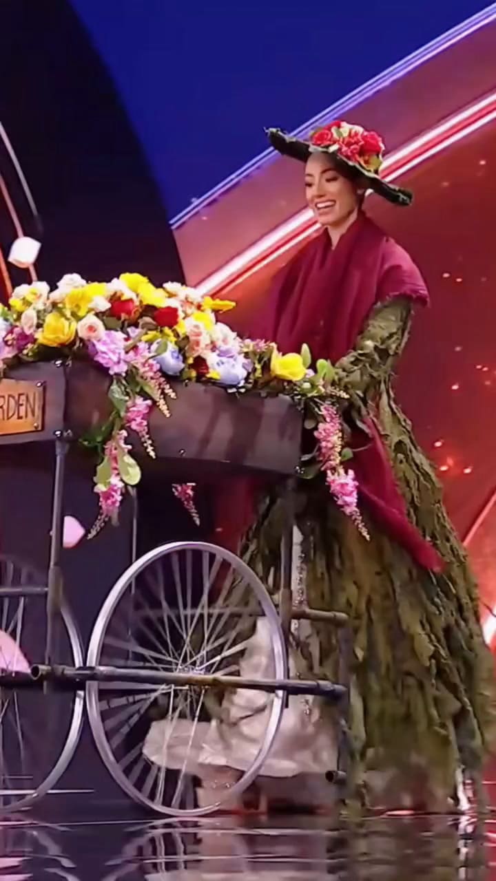 La brutal caída de Miss Gran Bretaña