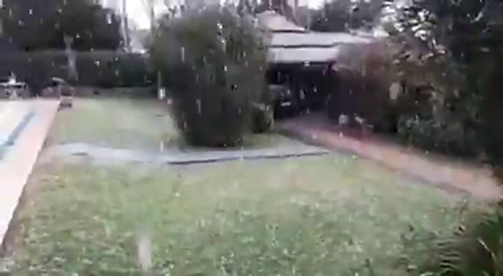 Nieve en Lincoln, provincia de Buenos Aires.