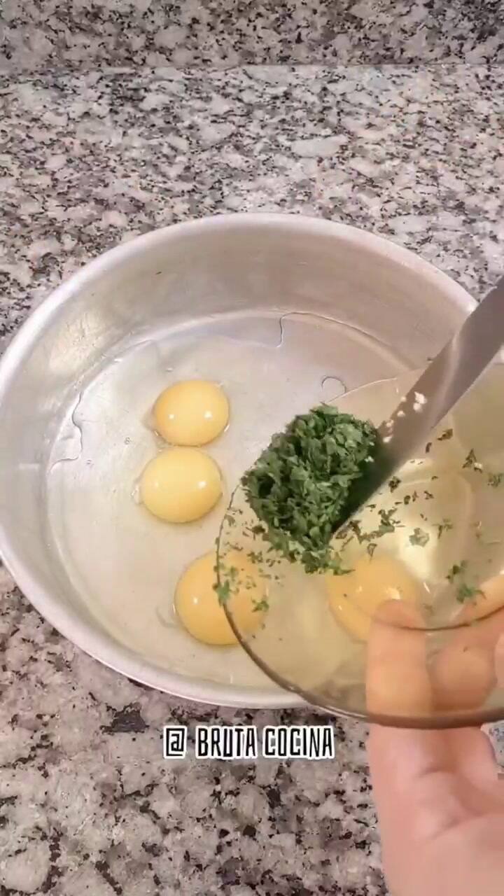 Emiliano Martínez le pide su plato preferido al 'Yeti'