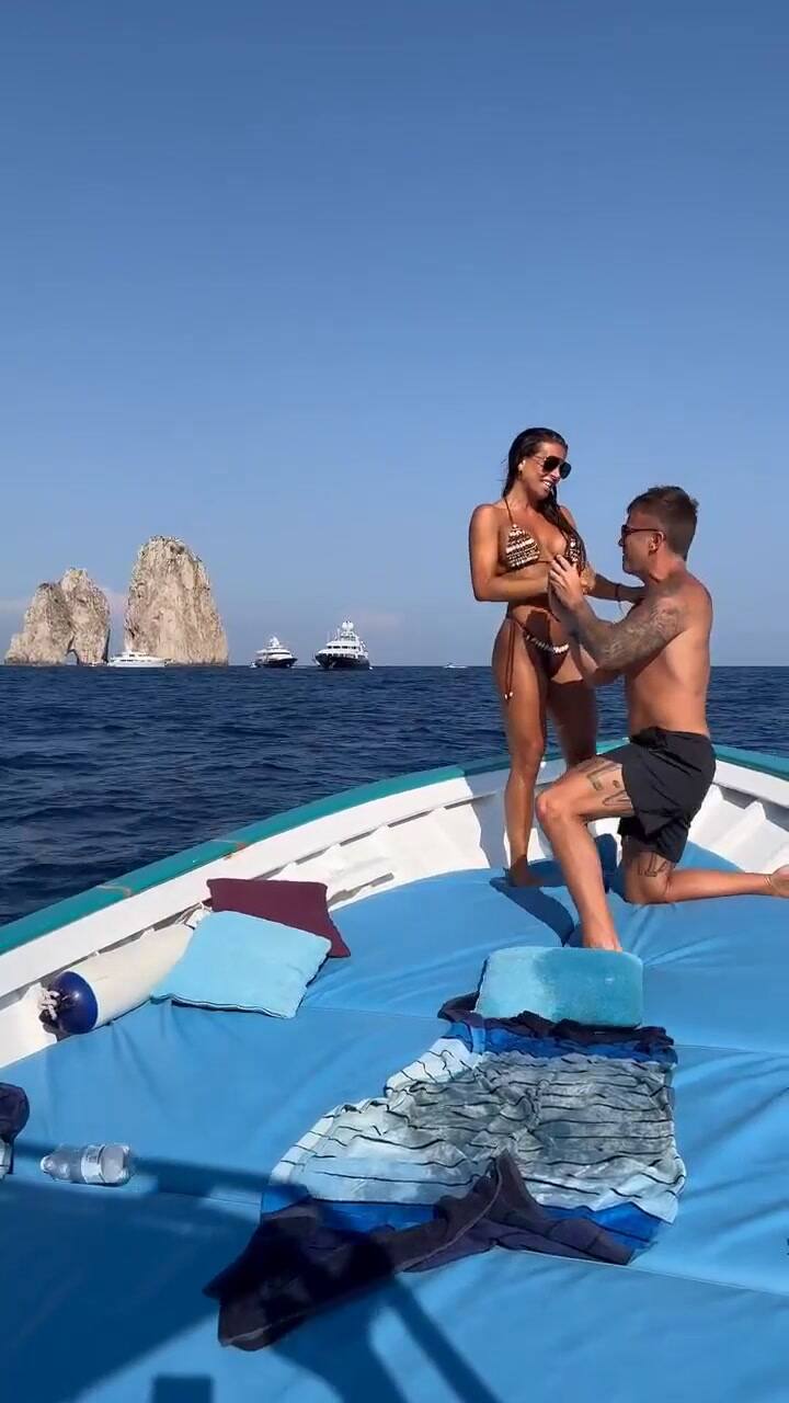 Se casa Sol Pérez: su novio le propuso matrimonio en una embarcación