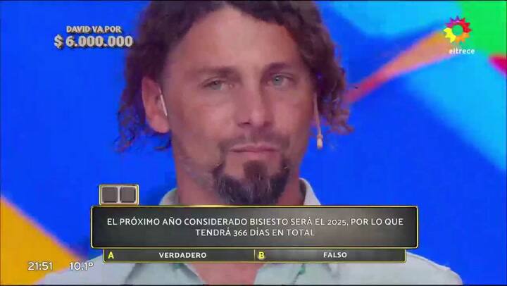 Pampita explicó la respuesta de una pregunta en Los 8 escalones