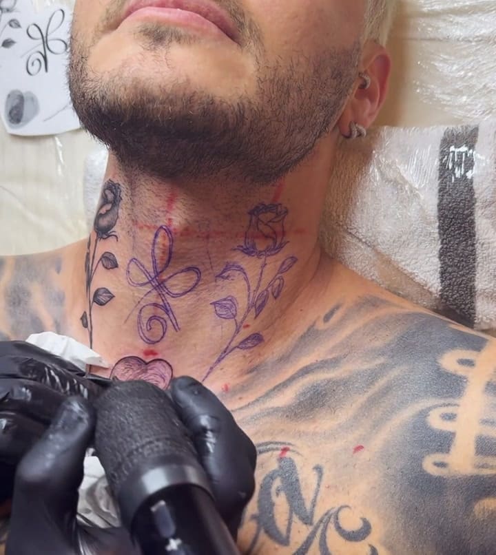 Mauro Icardi se hizo un nuevo tatuaje en el cuello y sorprendió al revelar quiénes hicieron el dibujo