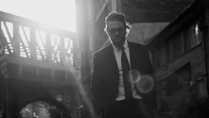 Hongos, el nuevo single de Ricardo Arjona - Fuente: YouTube