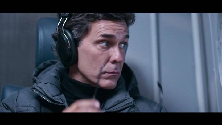 Trailer de Nieve roja