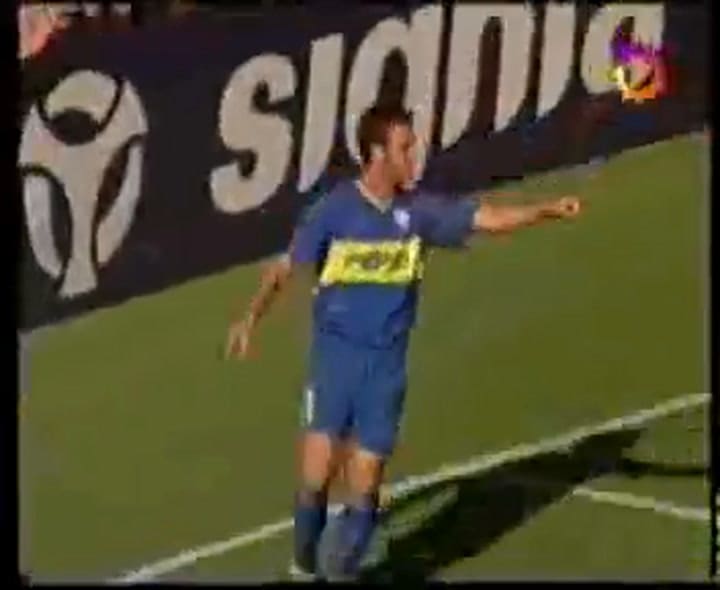 Gol de Roberto Colautti contra Arsenal