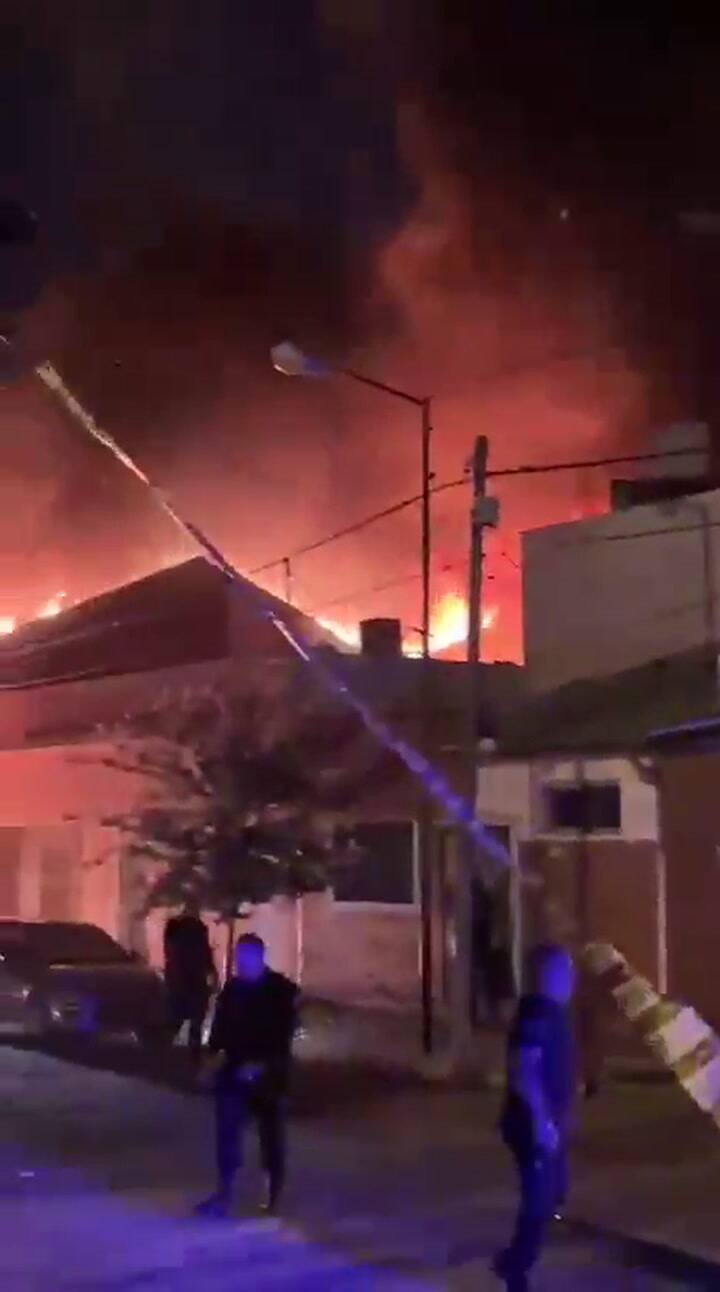 X2Twitter.com Rh07t3VSyWsJnJ-E 832p