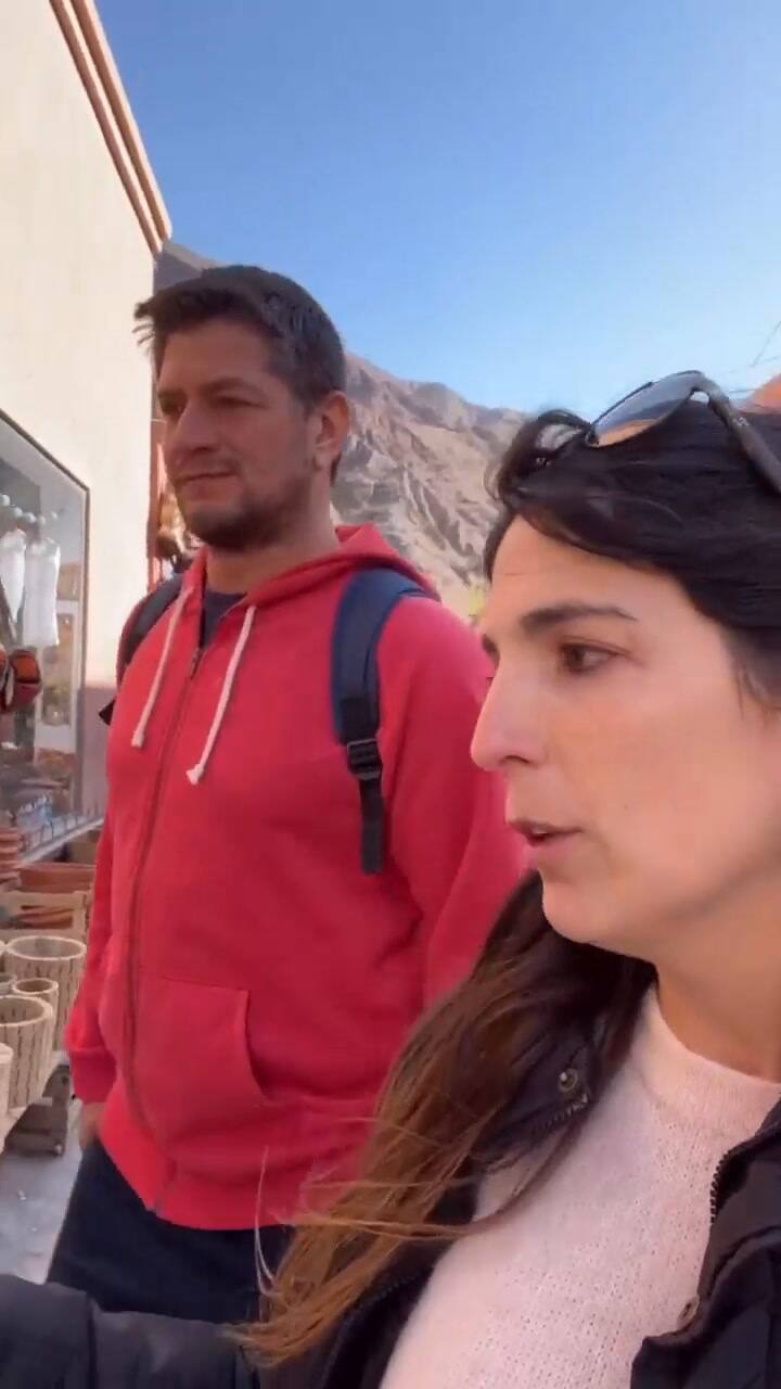 Lore, Leandro y Agustina se dedican a viajar y ayudar a las personas a ahorrar