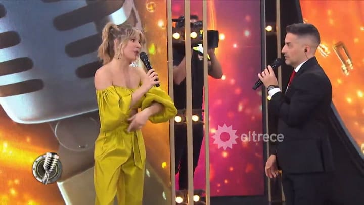 Cantando 2020: Lizardo Ponce y Lucía Villar cantaron 'Hacelo por mi' - Fuente: eltrece