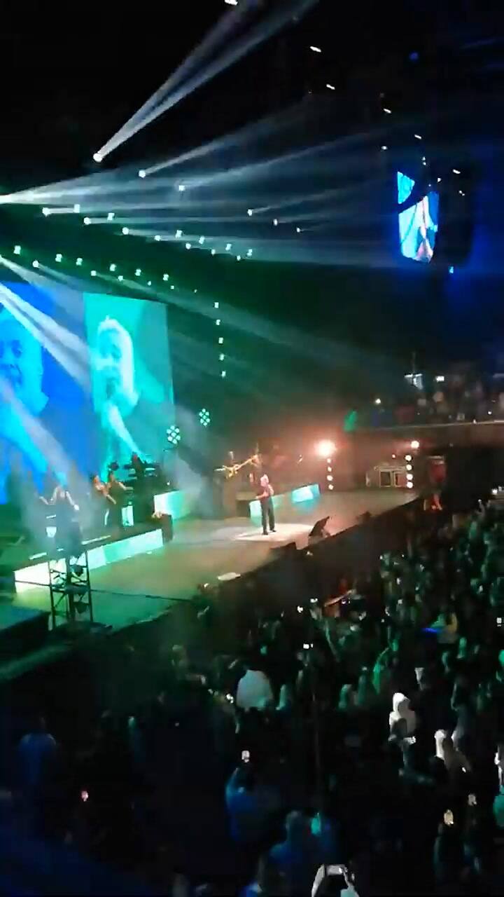 El homenaje de Cristian Castro a Charly García en su show en Buenos Aires