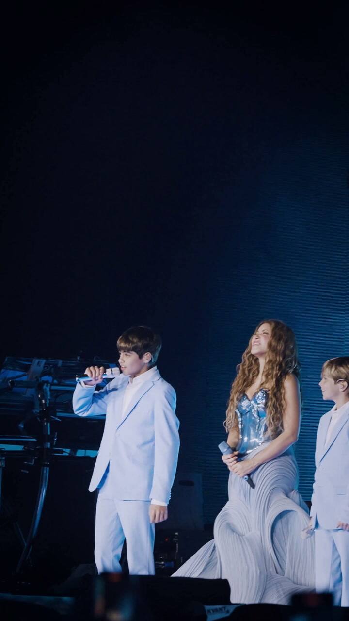 Shakira interpretó "Acróstico" con sus hijos en Buenos Aires