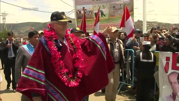 Kuczynski renuncia a la presidencia de Perú