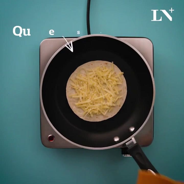 Cómo preparar unas riquísimas quesadillas con pollo y cerdo