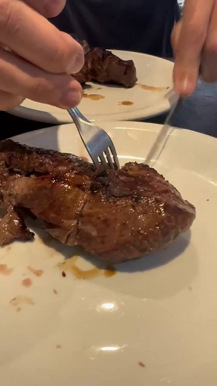Mostró cuánto gastó en Argentina por un asado y descolocó a sus seguidores