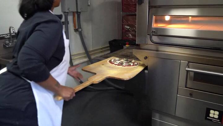 La pizza viral de Palm Beach que Ron DeSantis fue a probar en persona