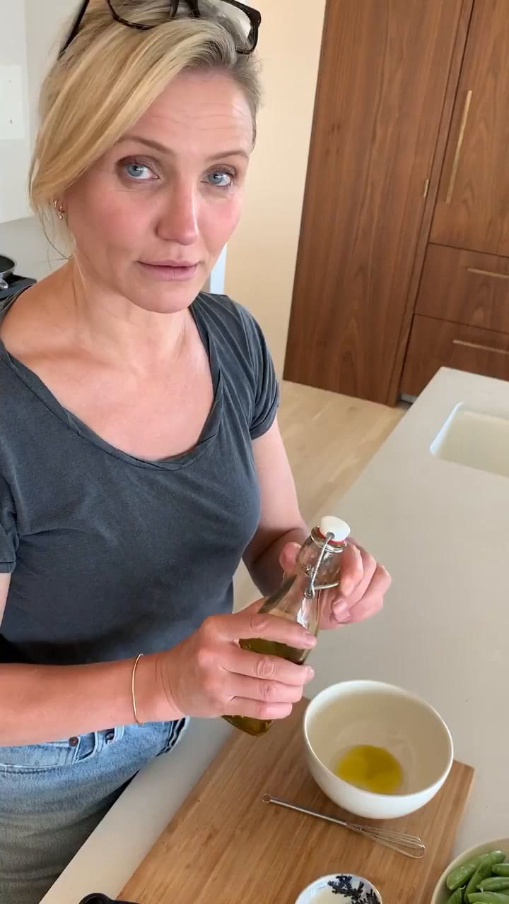 La primera receta que Cameron Diaz cocinó en público