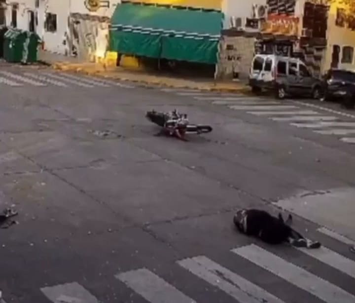 Escapaban de la Policía tras un robo en Mataderos y atropellaron a dos personas